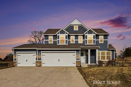 2929 E Morgan Trl Ne, Rockford, MI, 49341-7124 | Card Image