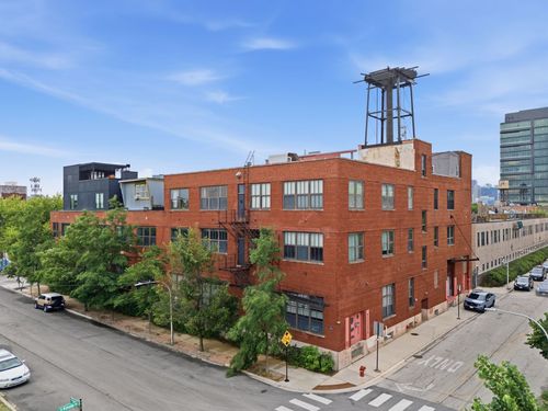 302-407 N Elizabeth St, Chicago, IL, 60642-6410 | Card Image