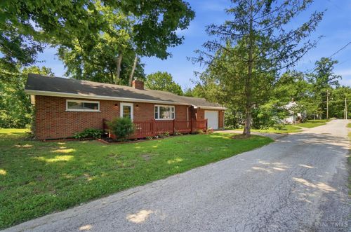 417 Davis Ln, Bethel, OH, 45106-1011 | Card Image