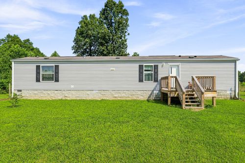 1181 W Ravenscroft Rd, Sparta, TN, 38583-8603 | Card Image