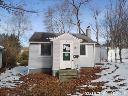 21 Frisbie St, Hillsdale, MI, 49242-1907 | Card Image