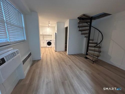 5i-97 Morgan Street, Stamford, CT, 06905 | Card Image