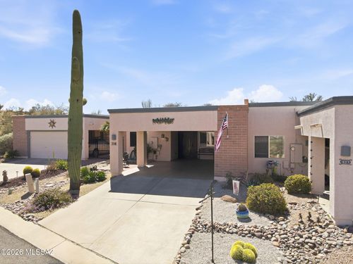 921 W Via Del Pardillo, Green Valley, AZ, 85622-3266 | Card Image