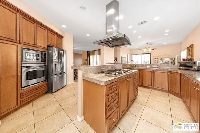 Kitchen | Image 37