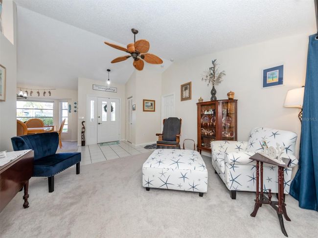 323 Woodvale Drive, House other with 3 bedrooms, 2 bathrooms and null parking in Venice FL | Image 9