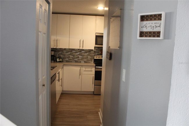 301 Orange Blossom Dr, Townhouse with 3 bedrooms, 3 bathrooms and null parking in Winter Haven FL | Image 9