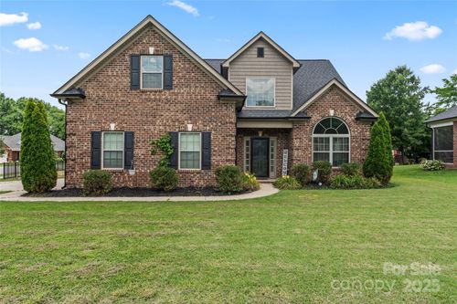 5379 Roberta Meadows Ct, Concord, NC, 28027-0314 | Card Image