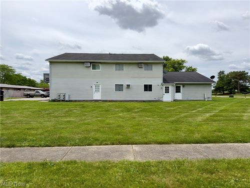 229 Brunswick Drive, Elyria, OH, 44035 | Card Image