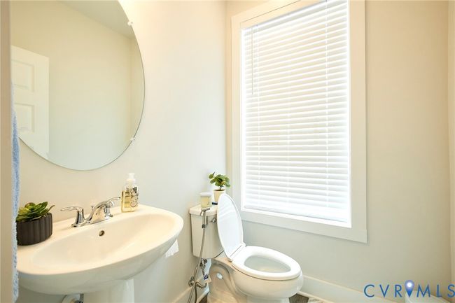 Half bath with toilet and baseboards | Image 27