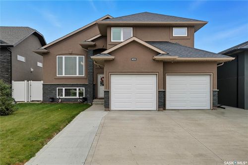 631 Ledingham Cres, Saskatoon, SK, S7V0B6 | Card Image
