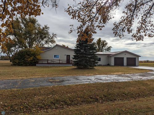 9251 Highway 32, Forman, ND, 58032-9769 | Card Image