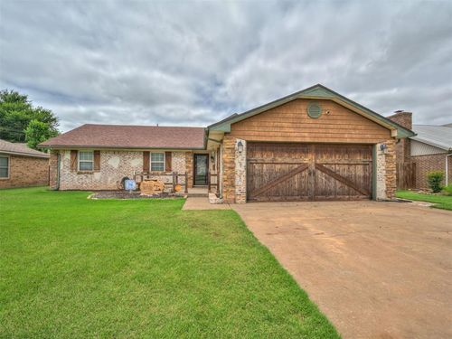 434 N Oak Ave, Hennessey, OK, 73742-1230 | Card Image
