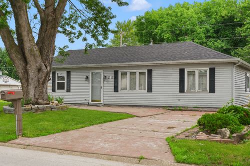 2712 W 67th Street, Davenport, IA, 52806 | Card Image
