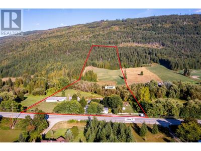 4350 50 St Ne, House other with 4 bedrooms, 4 bathrooms and 2 parking in Salmon Arm BC | Image 1