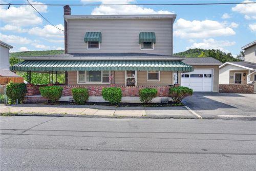 128 W Columbus Ave, Nesquehoning, PA, 18240-1005 | Card Image