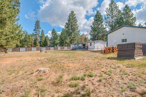 55877 Blue Eagle Rd, Bend, OR, 97707-2305 | Card Image