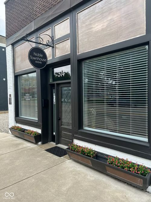 314 Liberty St, Covington, IN, 47932-1243 | Card Image