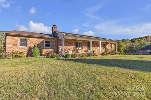 271 Pine Valley Ln, Hiddenite, NC, 28636-6259 | Card Image