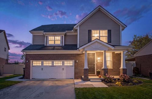 1626 Harvard Dr, Madison Heights, MI, 48071-3074 | Card Image