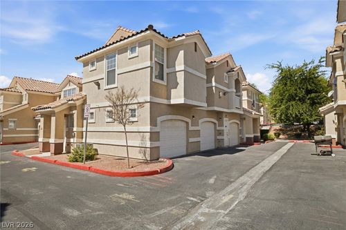 1022-5855 Valley Dr, North Las Vegas, NV, 89031-4165 | Card Image