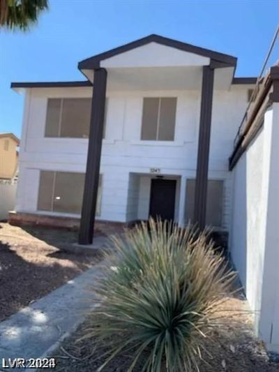 5243 Sunnywood Drive, House other with 4 bedrooms, 2 bathrooms and null parking in Las Vegas NV | Image 2