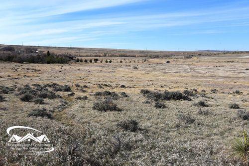 17 Bronzewood Rd, Glenrock, WY, 82637-9306 | Card Image
