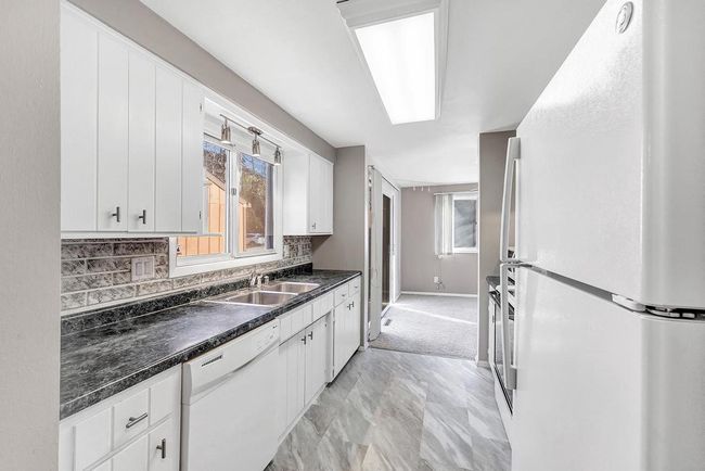 570 Baird Creek Road, Condo with 3 bedrooms, 3 bathrooms and null parking in GREEN BAY WI | Image 8
