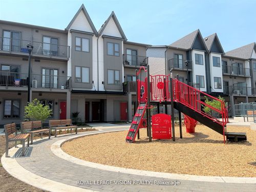 310-2635 William Jackson Dr, Pickering, ON, L1X0L2 | Card Image