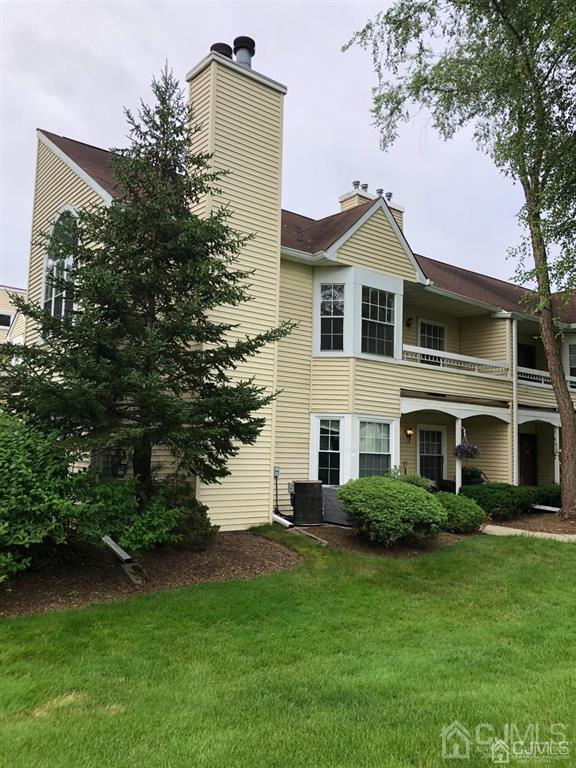 22 Dennis Court, Sold in Hightstown Zoocasa