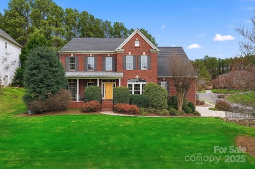 204 Silvercliff Dr, Mount Holly, NC, 28120-9164 | Card Image