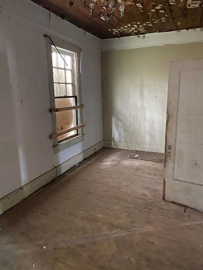 1502 E Texas Ave, House other with 3 bedrooms, 2 bathrooms and null parking in Mart TX | Image 14