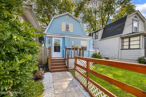 17 Douglas St, Fords, NJ, 08863-2205 | Card Image