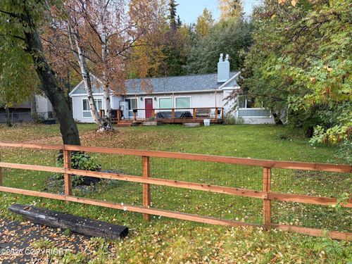 303 Eyak Dr, Anchorage, AK, 99501-5363 | Card Image