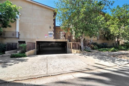 16-14618 Gilmore St, Van Nuys, CA, 91411-1642 | Card Image