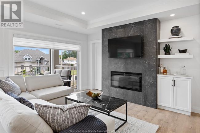 201 - 215-C Lesperance Rd, Condo with 2 bedrooms, 2 bathrooms and null parking in Tecumseh ON | Image 20