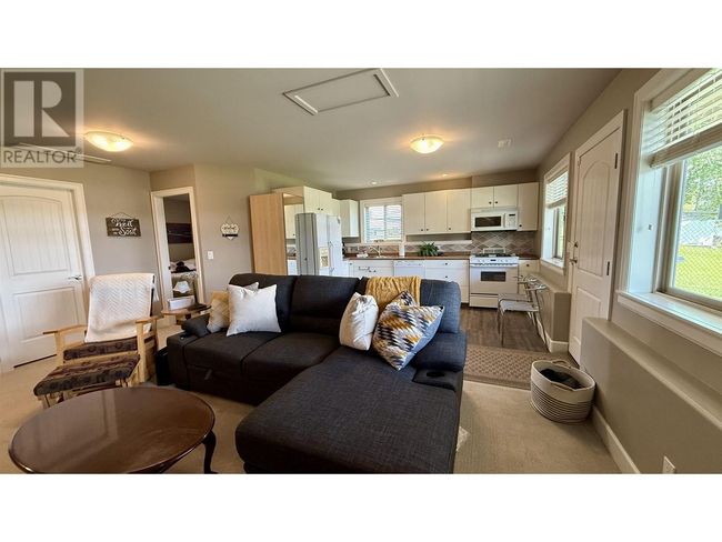 4828 Hamilton Rd, House other with 3 bedrooms, 3 bathrooms and null parking in Lac La Hache BC | Image 17