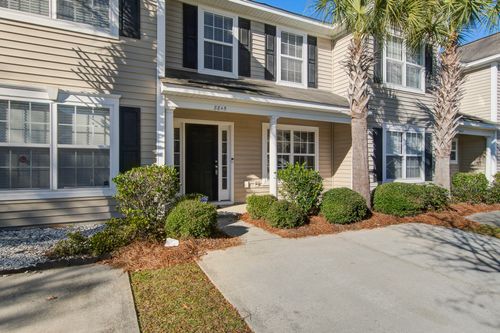 8845 Gable St, North Charleston, SC, 29406-8070 | Card Image