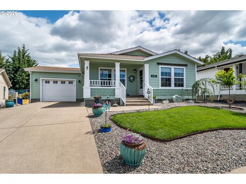345 Littlebrook Ln, Roseburg, OR, 97471-7401 | Card Image