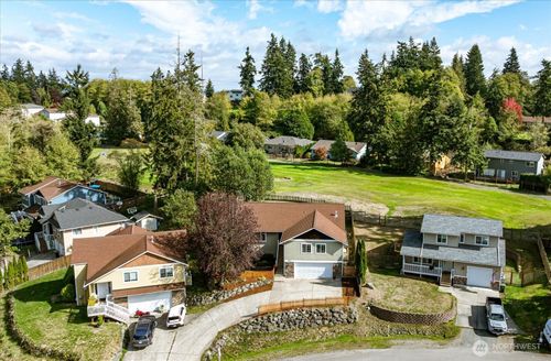 4903 Reindeer Rd, Freeland, WA, 98249-8704 | Card Image
