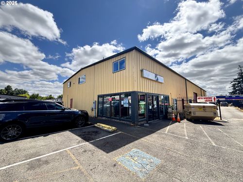 2608 Cherry Ave Ne, Salem, OR, 97301-7236 | Card Image