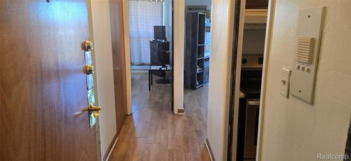 apt-623-1941 Orleans St, Detroit, MI, 48207-2754 | Card Image