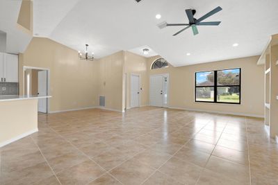 517 Nw Placid Avenue, House other with 3 bedrooms, 2 bathrooms and null parking in Port St. Lucie FL | Image 2