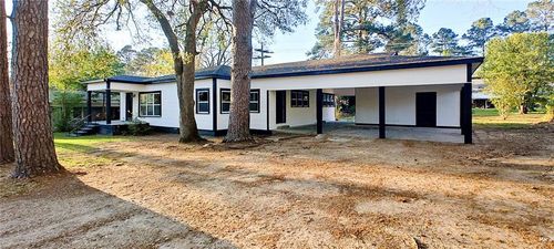 112 Arkansas St, Winnfield, LA, 71483-2502 | Card Image