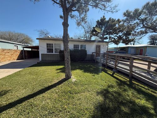 904 11th St N, Texas City, TX, 77590-5816 | Card Image