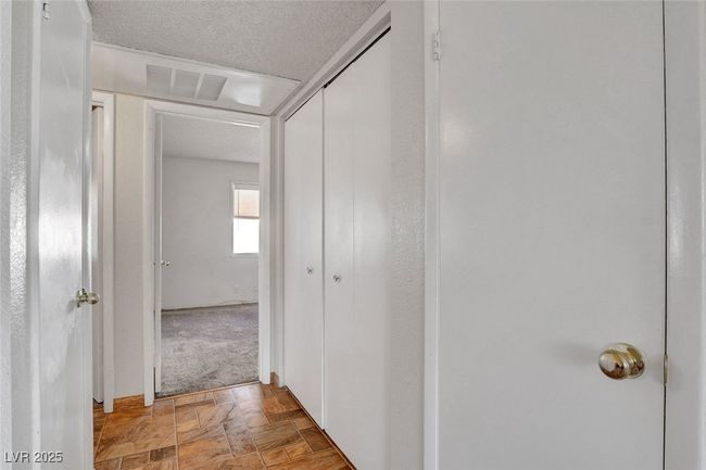Corridor with stone finish flooring | Image 18