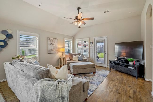 9210 Monarch Field Ln, House other with 4 bedrooms, 3 bathrooms and 3 parking in Cypress TX | Image 14