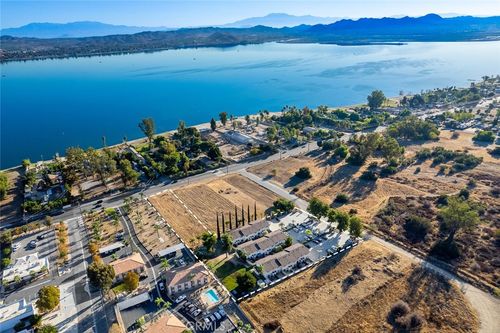 33071 Santa Rosa, Lake Elsinore, CA, 92530 | Card Image