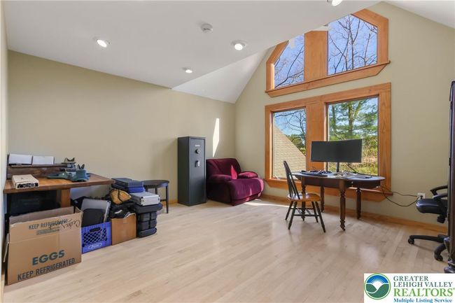 Second Master Bedroom used as Office | Image 39