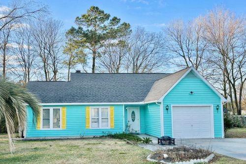 5 Pine Valley Ln, Surfside Beach, SC, 29575-4801 | Card Image