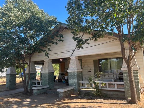 2615 Olive St, Vernon, TX, 76384-4512 | Card Image